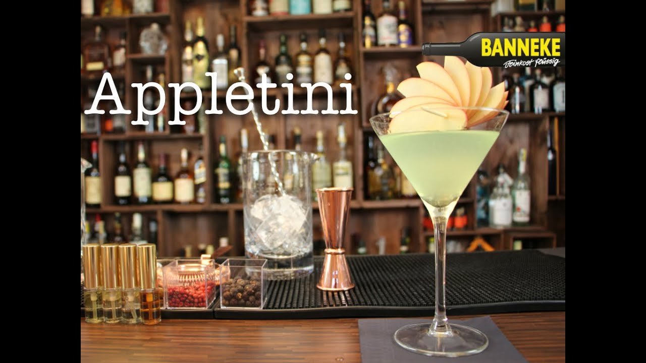 Appletini - Apple Martini - Vodka Cocktail selber mixen - Schüttelschule by Banneke