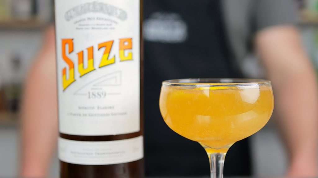 GRAPEFRUIT SPRITZ – Vibrant & Bubbly 3-ingredient Cocktail!