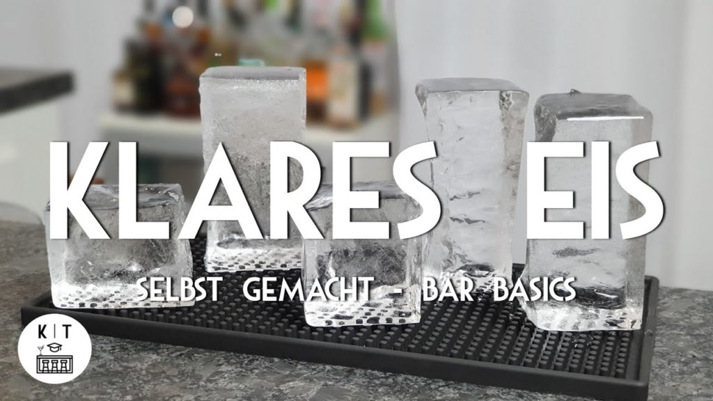 Klares Eis für Cocktails selbst herstellen / zuhause machen – Bar Basics