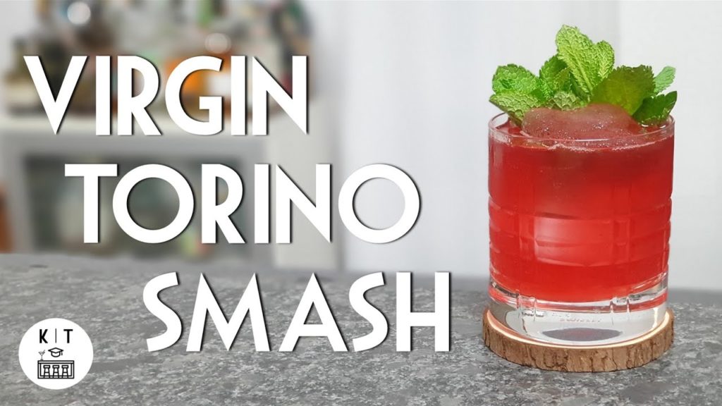 Alkoholfreier Cocktail: Virgin Torino Smash – Mocktail mit Martini Vibrante selbst machen